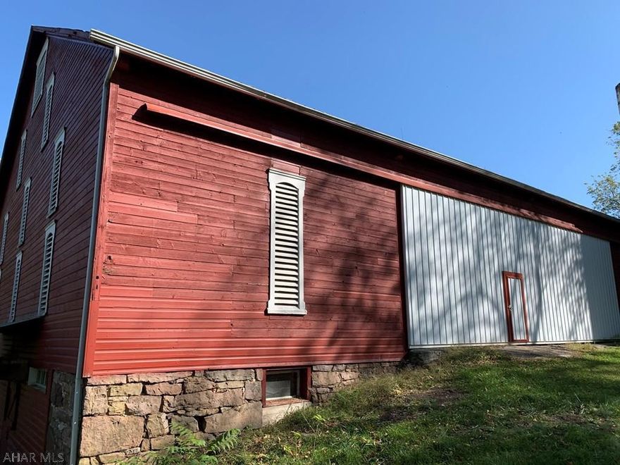 Building lots with breathtaking views on Royer Mountain Road and Evans Road in Woodbury Township, Williamsburg bordering State Game Lands #147.  A total of 4 building lots ranging in size from 2.1 to 42.1 acres. Lot 17 includes a historic 80x50 bank barn built around 1875 with newer roof and well. Murphy Subdivision.