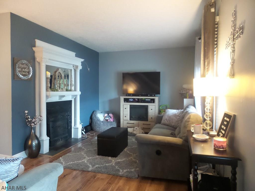 Juniata - Residential