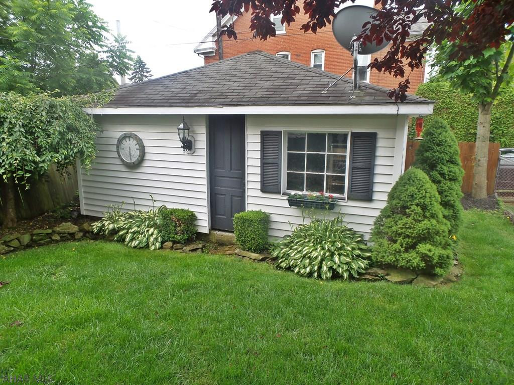 Juniata - Residential