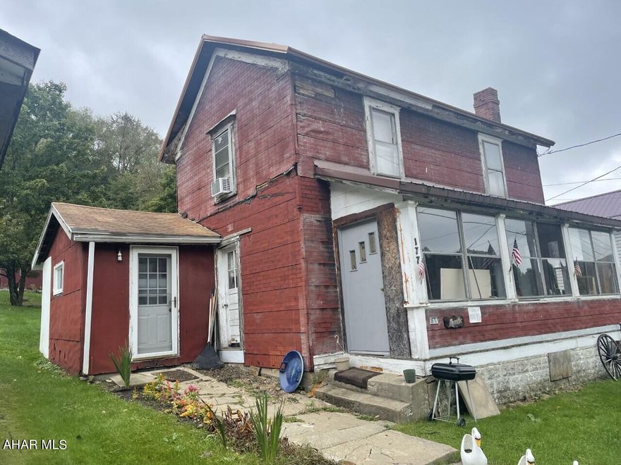Vintondale- 2 Story, 2 bedroom home on 50' x 140' lot.  Oil, forced air heat.  First floor consists of laundry, kitchen, DR, LR, and bath.  Second floor has 2 bedrooms.  Needs some work.