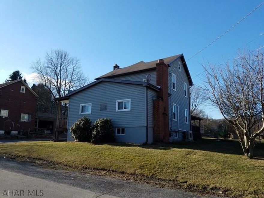 Don't miss this 2 bedroom 1.5 bath on a nice corner lot in Saxton. This home could be 3 bedrooms  and has 2 very large bedrooms on the second floor. The main bath room is unlike any you will see with a jacuzzi tub and full seperate bathtub and walk in closet. This home features so many upgrades including newer boiler, new thermo pane windows,  upgraded electrical, new gutters,  mini split heat/air pump, 2 pellet stoves and new flooring on the first floor. The exterioe features a nice deck with a partially fenced flat back yard. Call listing agent for you tour today!