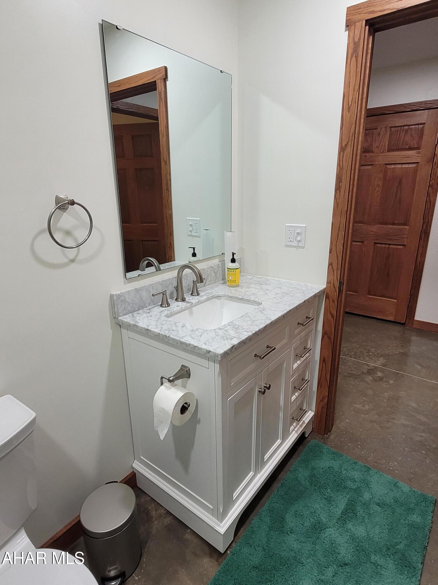 Glendale Yearound - Residential