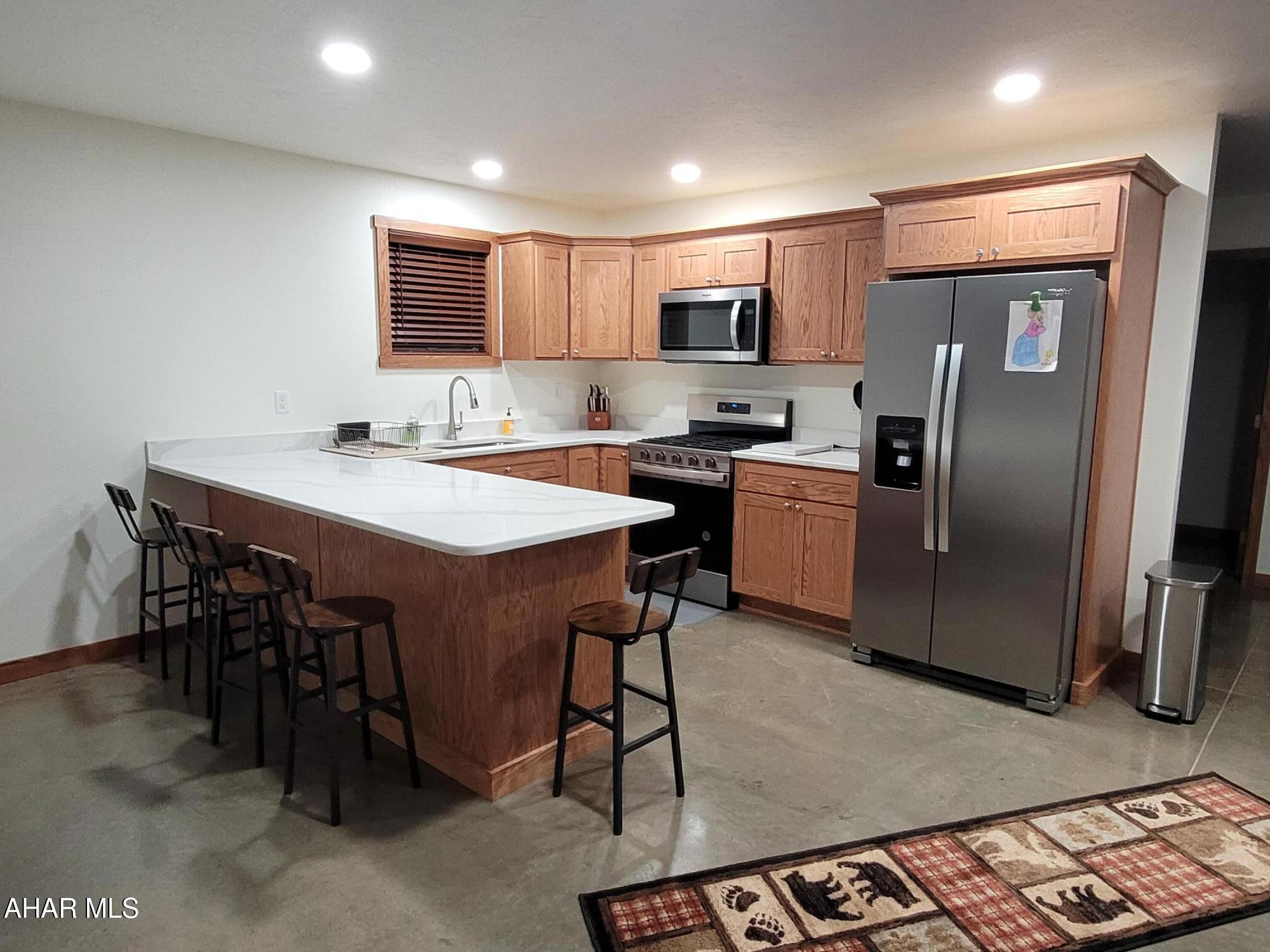 Glendale Yearound - Residential