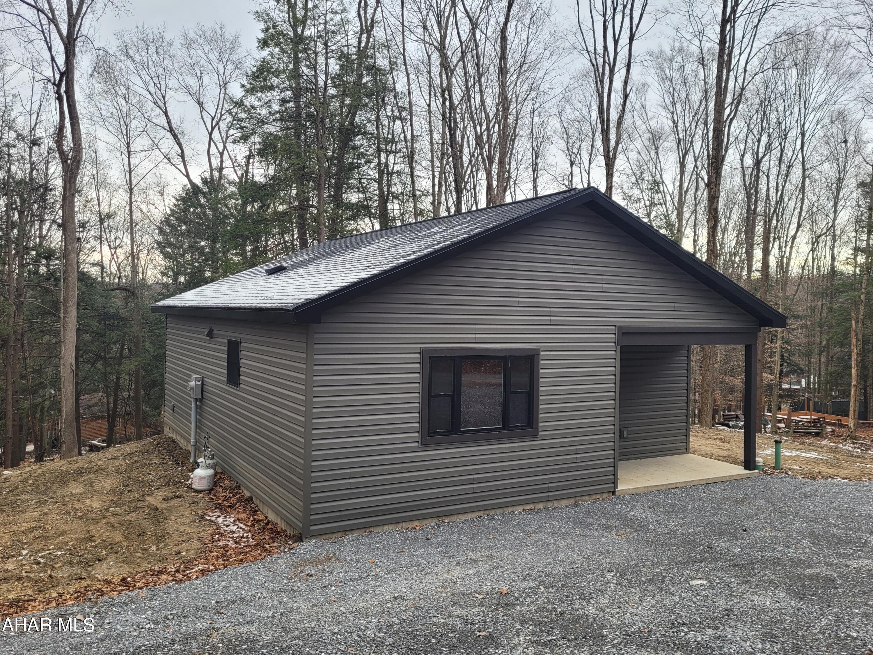 Glendale Yearound - Residential