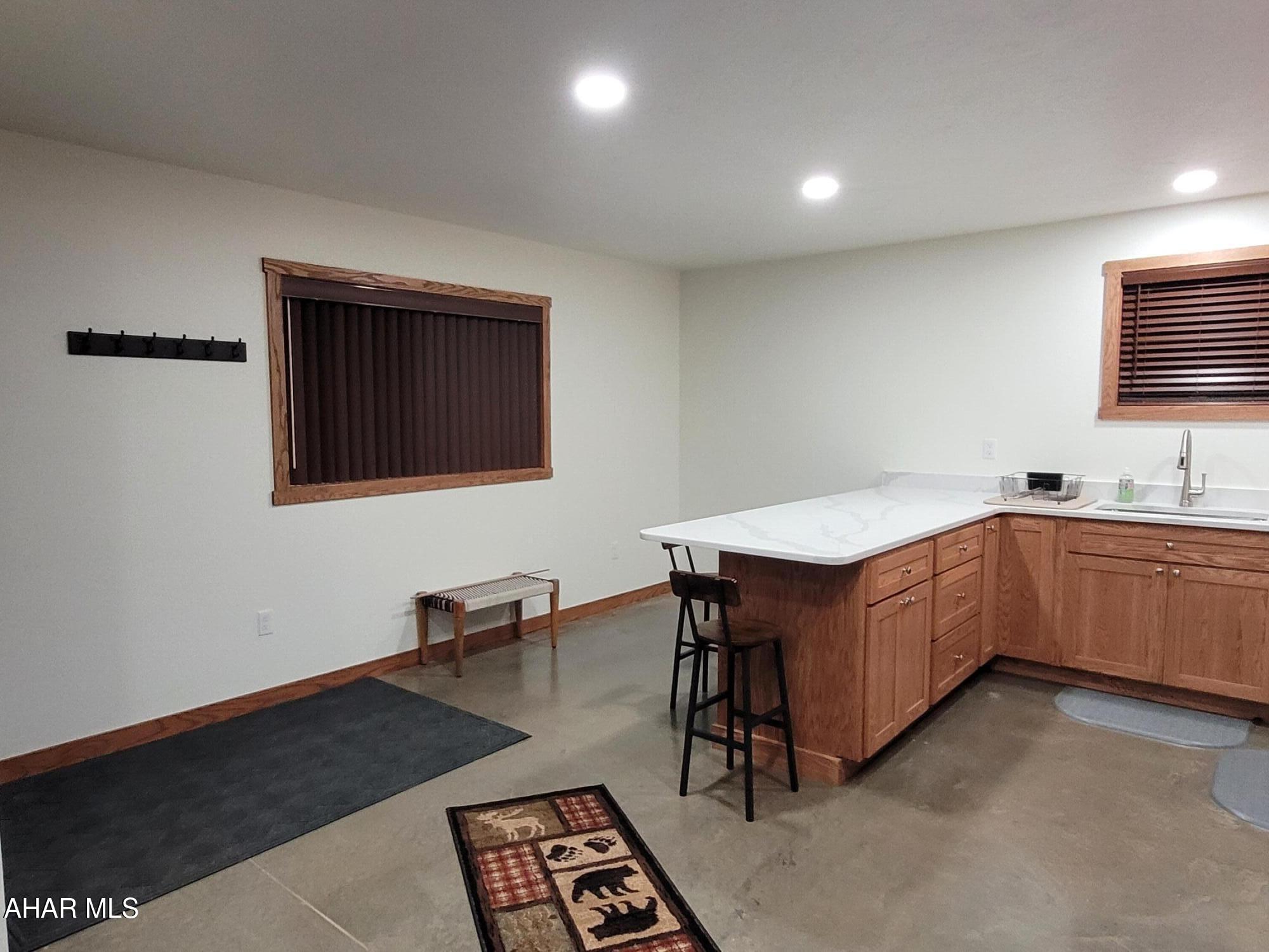 Glendale Yearound - Residential