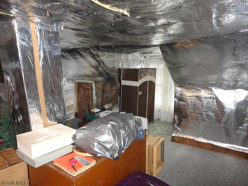 Unknown - Residential