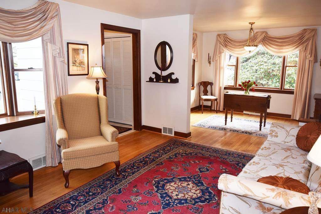 Hollidaysburg - Residential