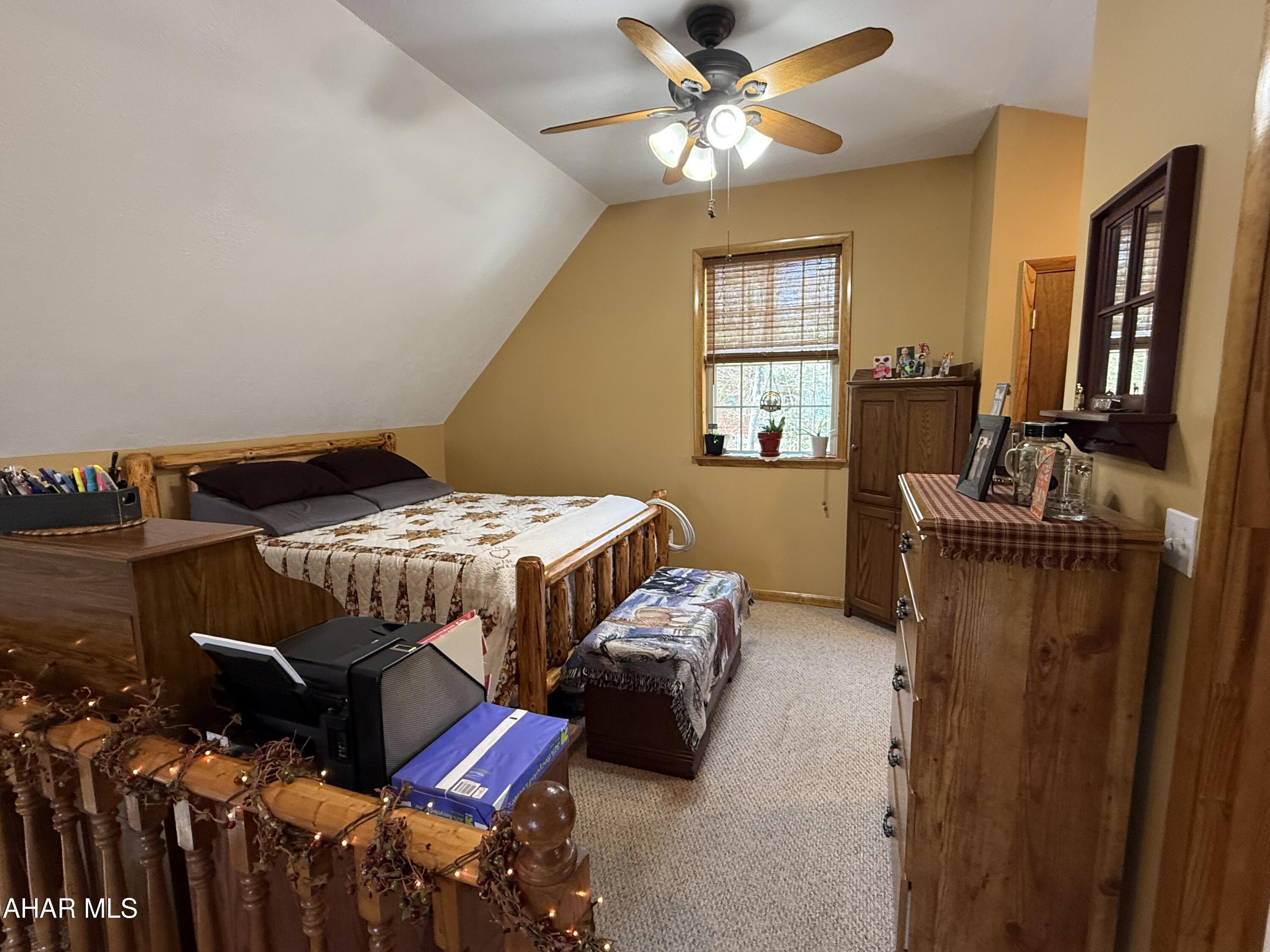 Glendale Yearound - Residential