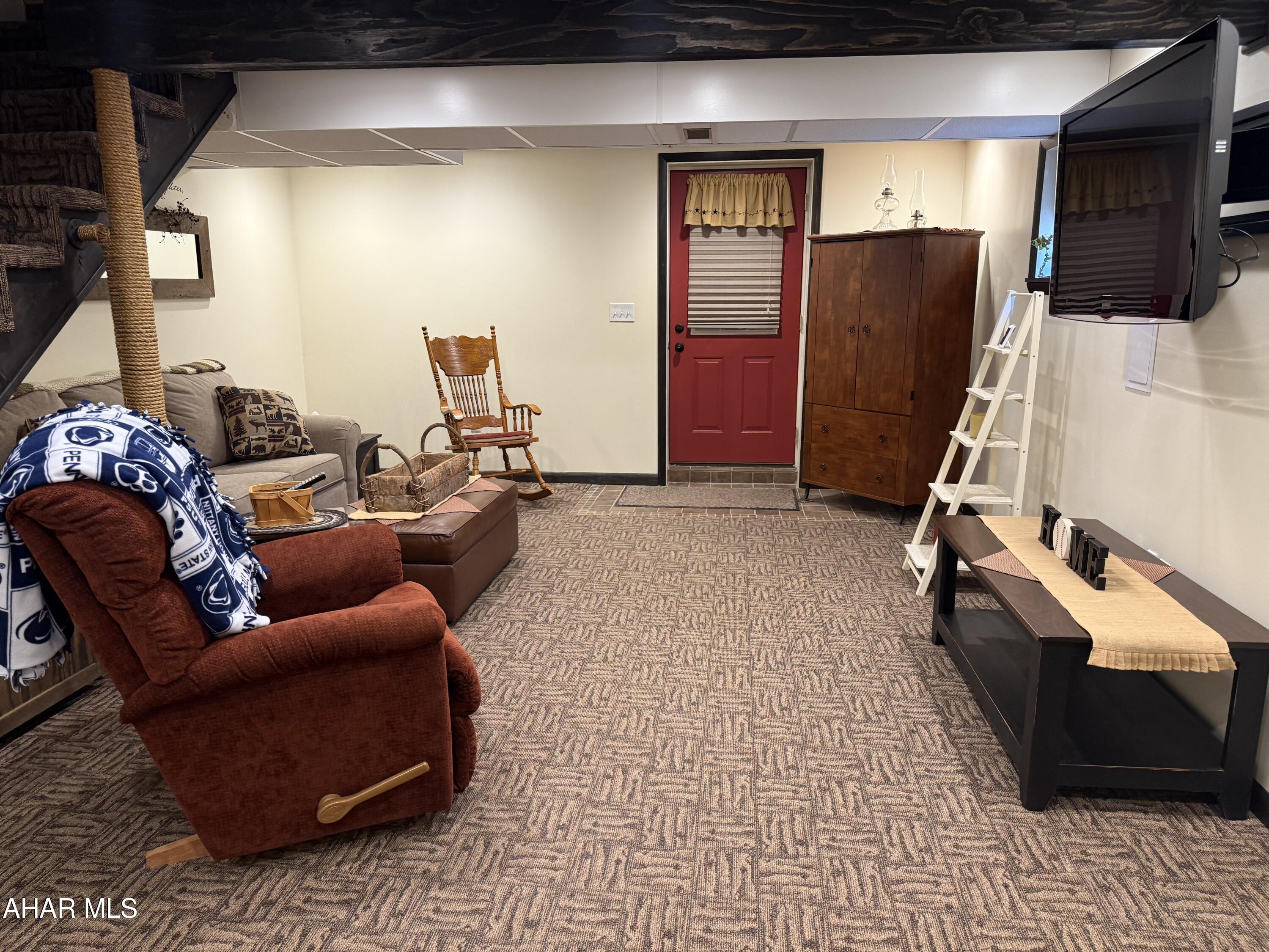 Glendale Yearound - Residential