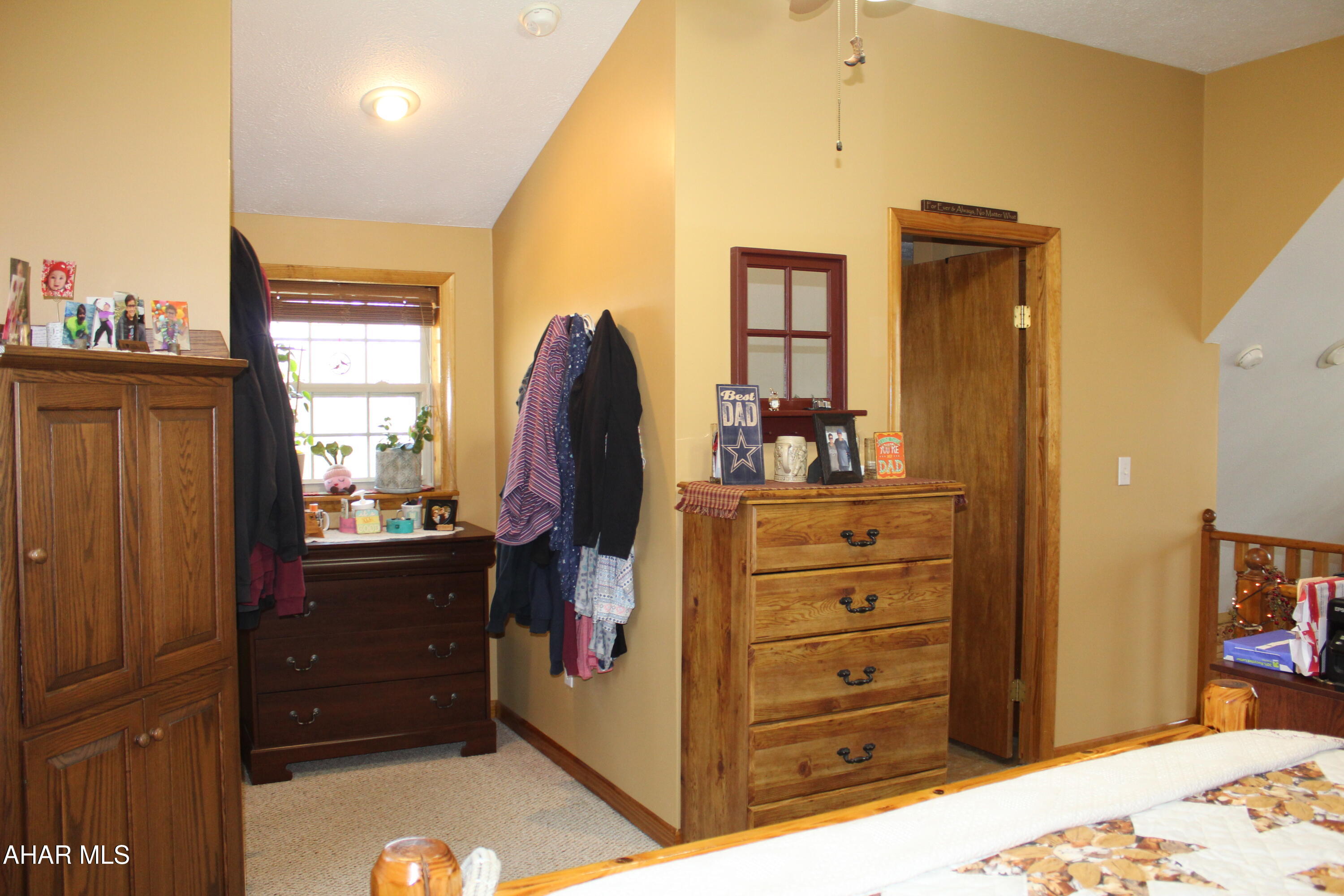 Glendale Yearound - Residential