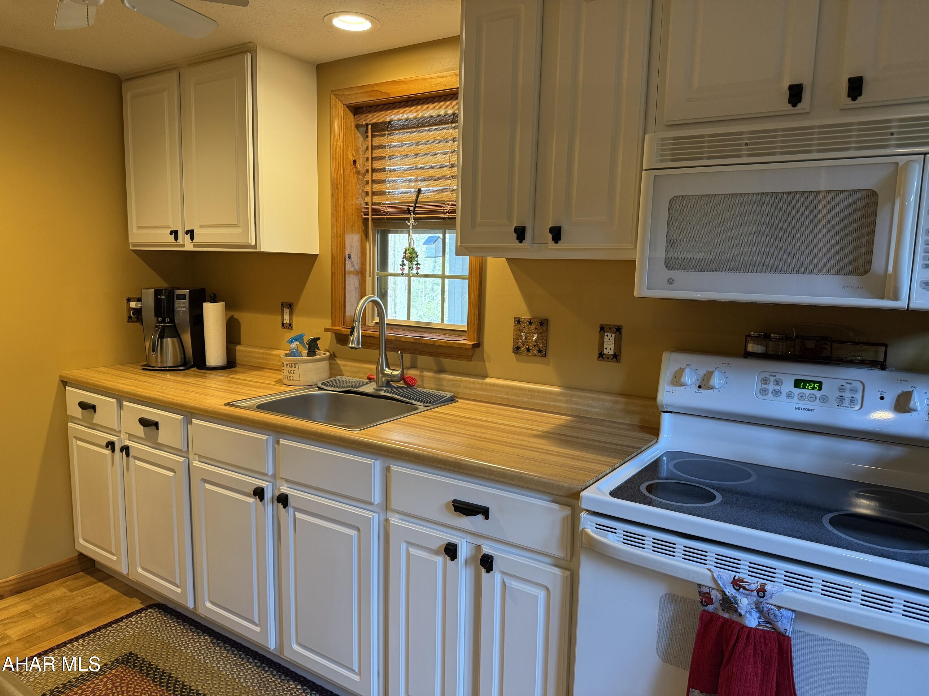 Glendale Yearound - Residential