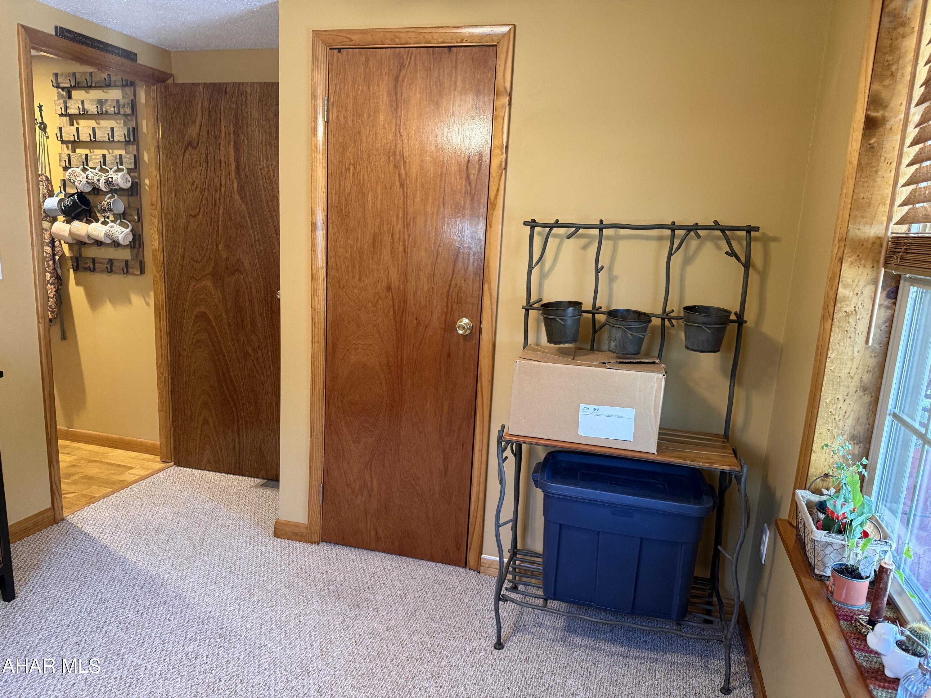 Glendale Yearound - Residential