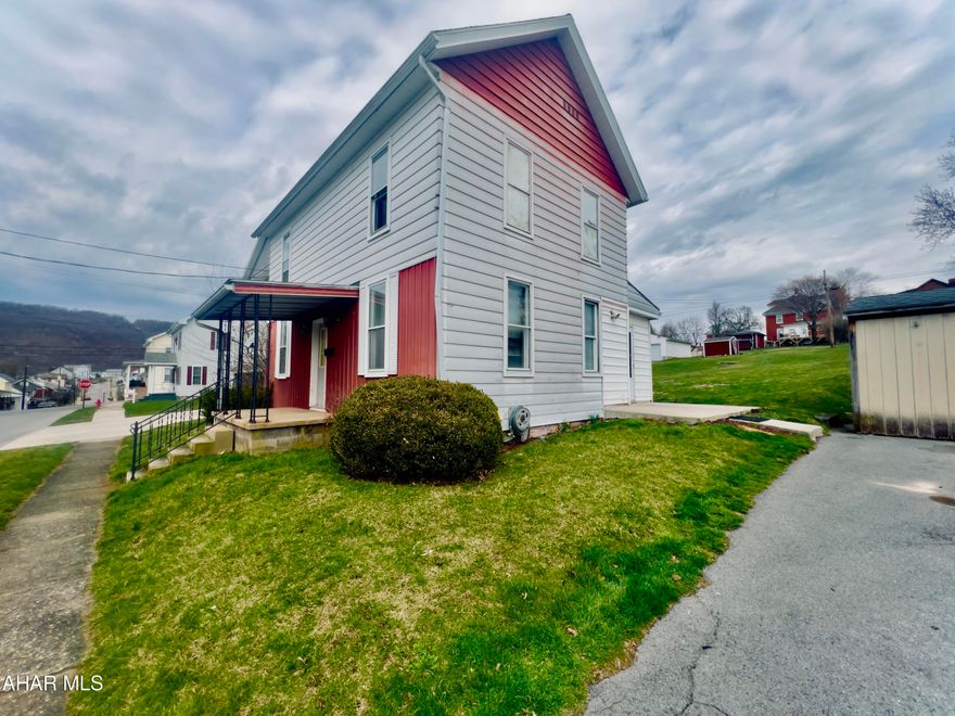 Vacant and in search of its new family, this Single-Family three-bedroom two full-bath home sits in the Borough of Roaring Spring.  The property features a large open backyard, fire pit, patio and side entrance to kitchen with off-street-parking and storage garage.  The home is adjacent to Bill Bush Park and Playground.  Additional features include closets and heat sources in all bedrooms with a full bath upstairs and downstairs, and laundry on the first floor. Home was previously occupied by a family of four for 16 years who recently moved out. Great home and location to raise your family.