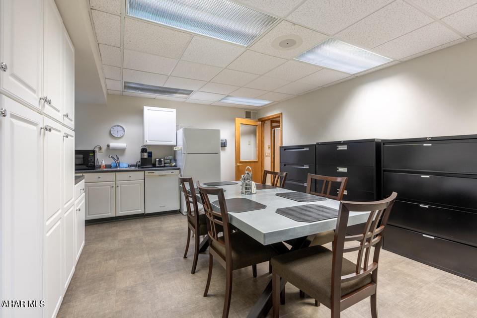 None - Commercial Lease