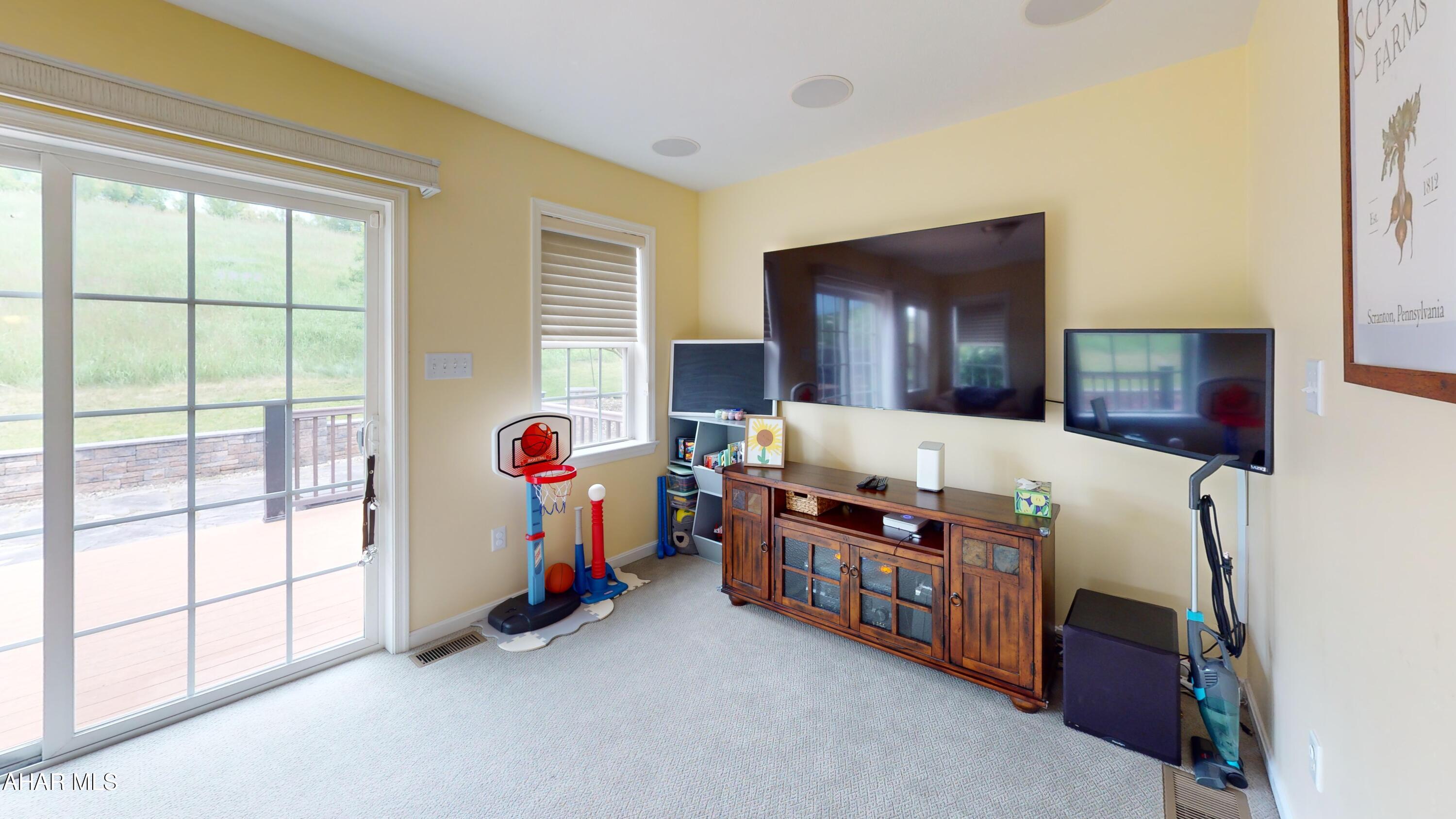 Harvest Glen - Residential