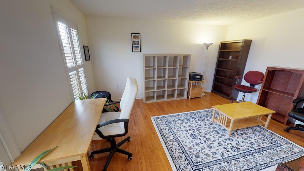 Fox Hollow - Residential