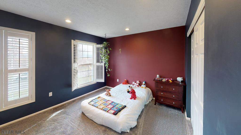 Fox Hollow - Residential