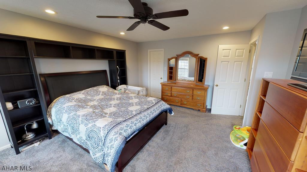 Fox Hollow - Residential