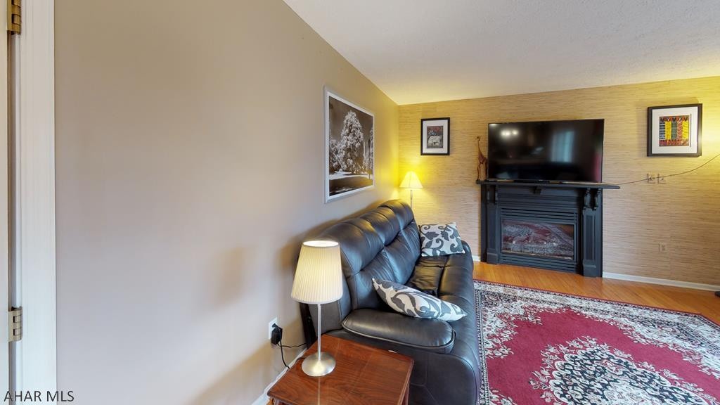 Fox Hollow - Residential