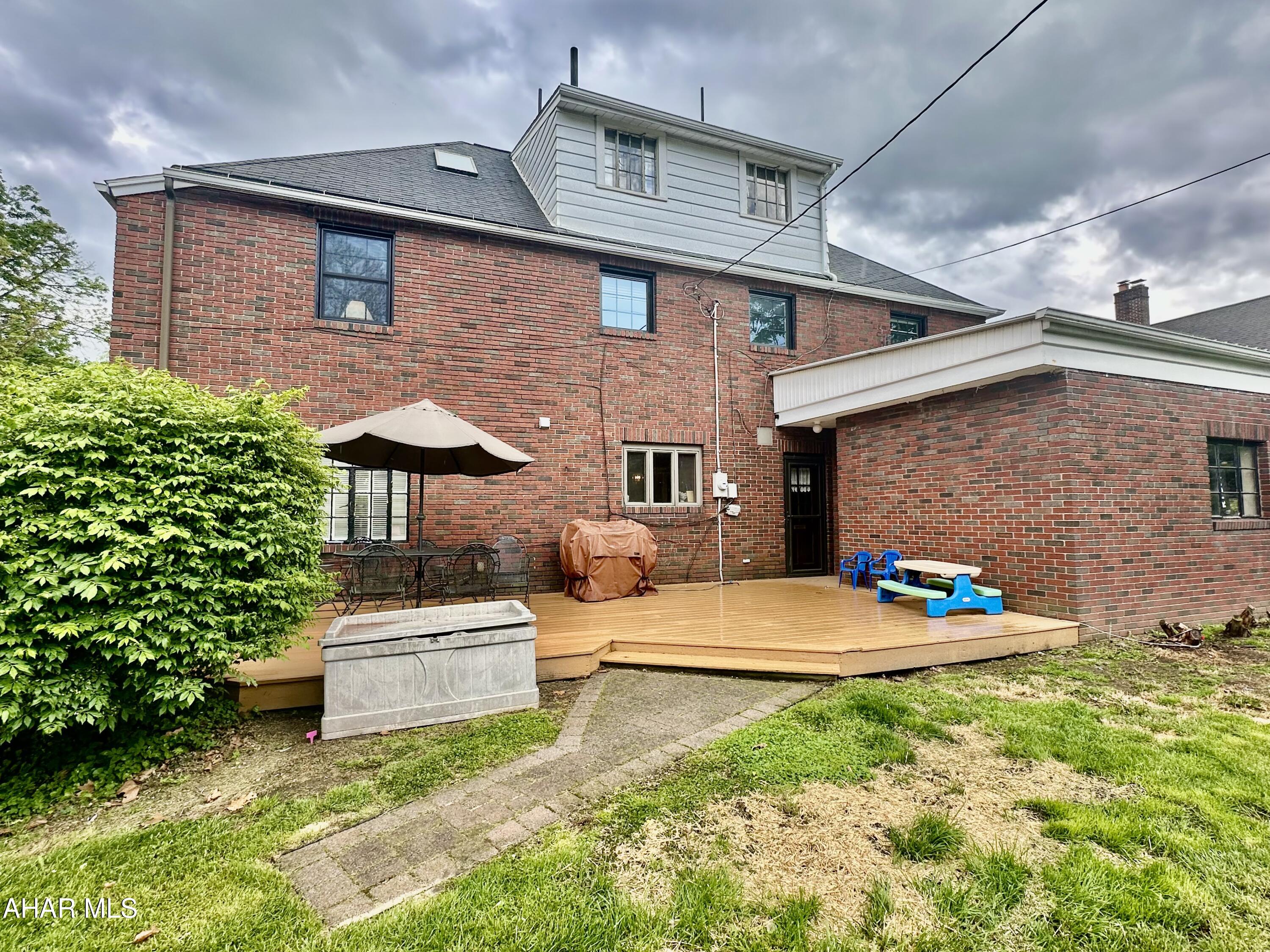 Mansion Park - Residential