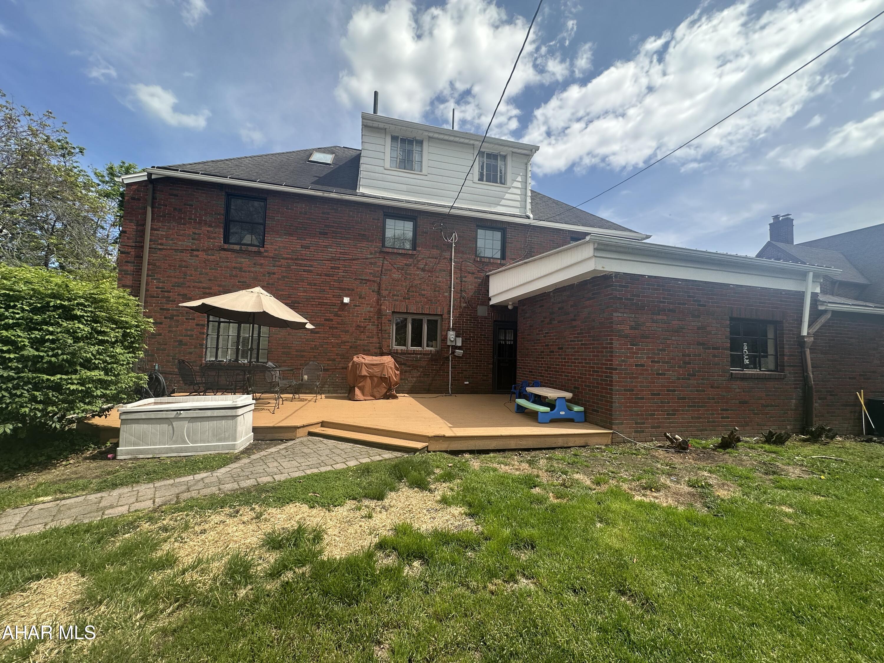 Mansion Park - Residential