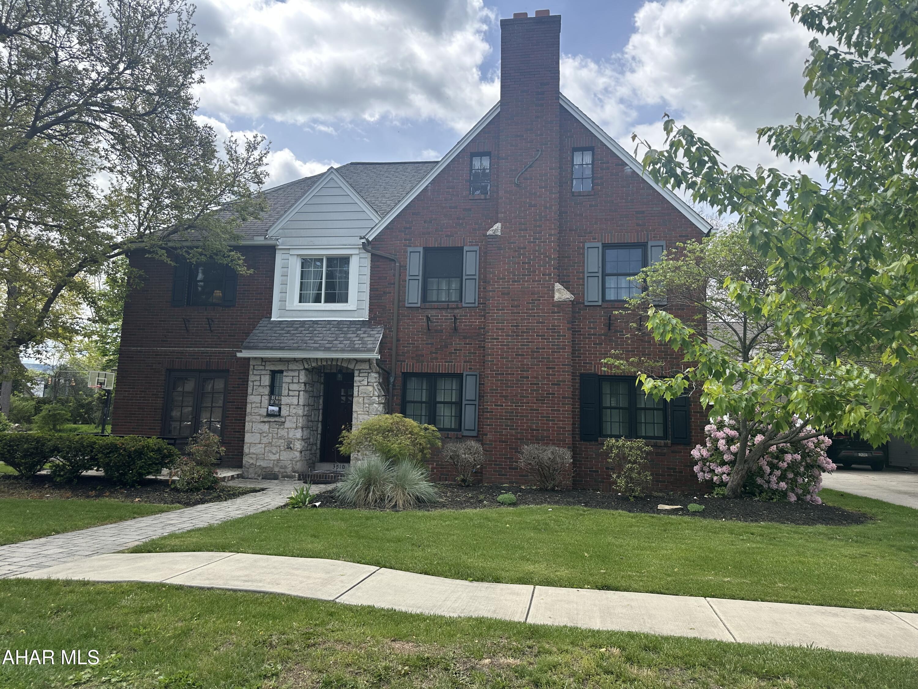 Mansion Park - Residential