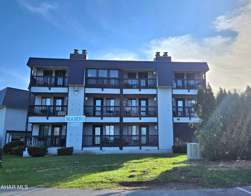 No other 1-bedroom condo like it!...redesigned new galley Kitchen, enclosed balcony, updated new bath & separate bedroom. Located across from tennis court.  HOA dues include indoor/outdoor pools, hot tubs, tennis courts, outside maintenance & trash removal. Located across from tennis court.  See Pg 12 of the Seller Disclosure for a list of the 25 Upgrades to this condo! Fully furnished except for: Items and boxes in bedroom closet & boxes on balcony & recliner chair in Living Room.  J-662!