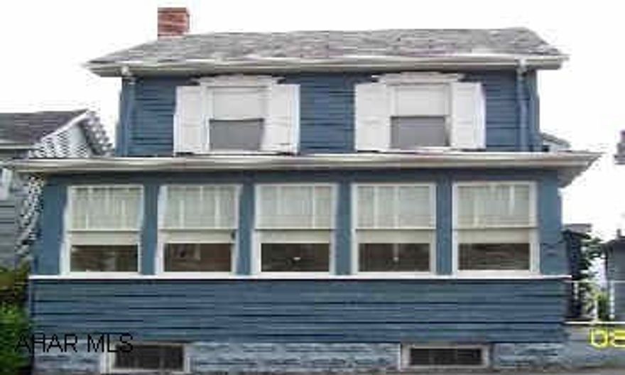 Charming 3 story home with Country Flair! Spacious, close to Tukahoe Park, 1st fl laundry.