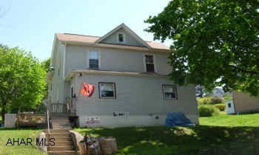 SOLID 3 BEDROOM IN LAKEMONT,  HUGE NEW OAK KITCHEN, FIRST FLOOR LAUNDRY, FENCED YARD, DECK.  CARPET ALLOWANCE.