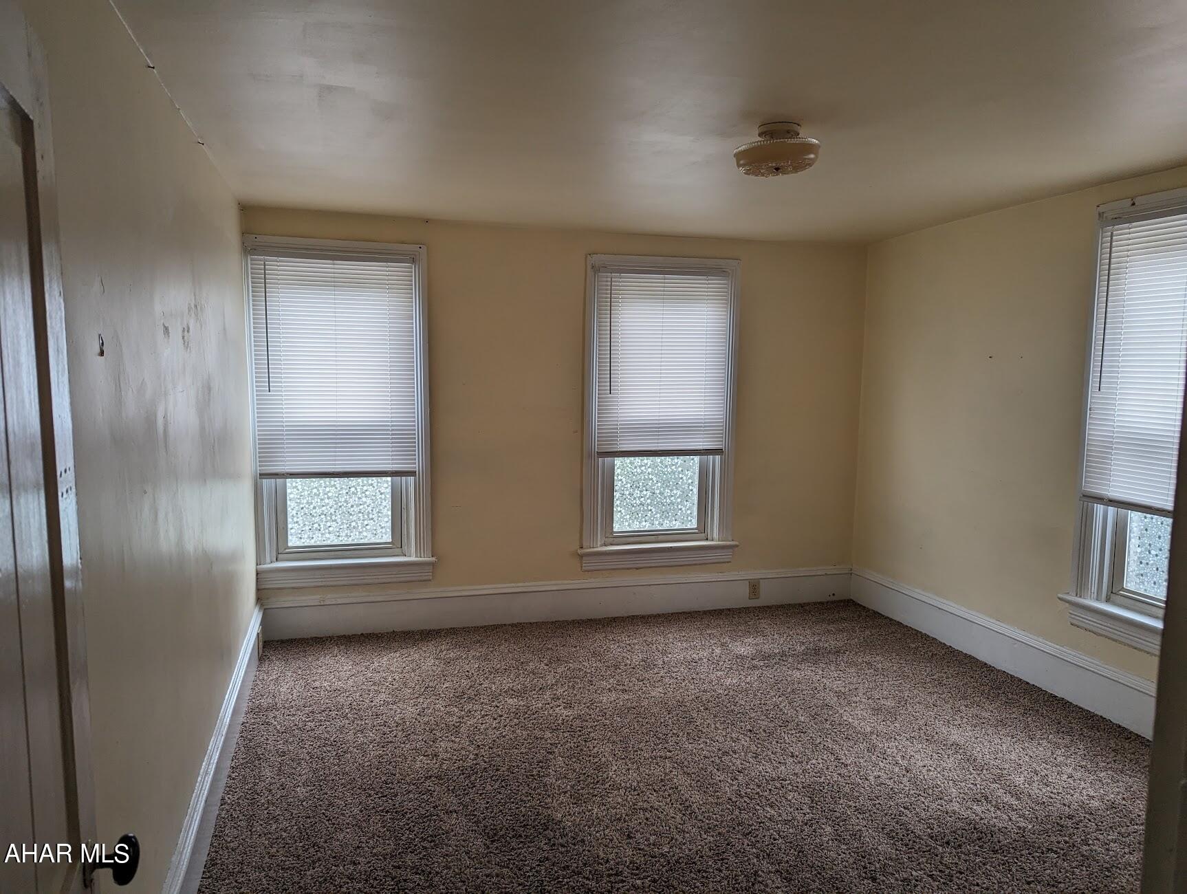 Hollidaysburg - Residential