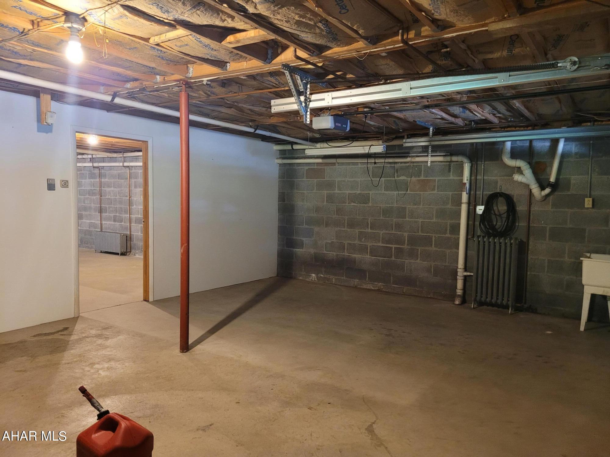 Glendale Yearound - Residential