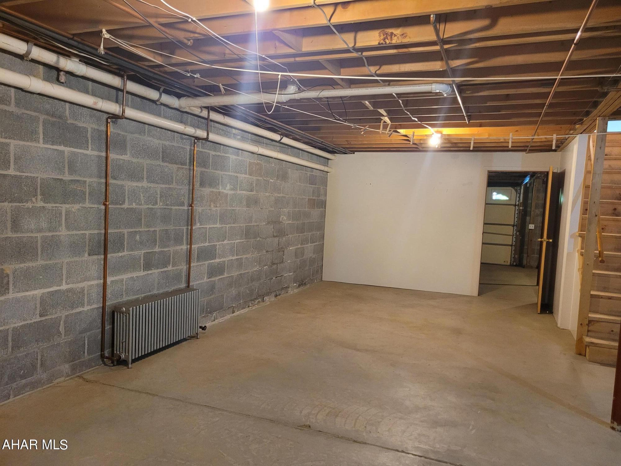 Glendale Yearound - Residential