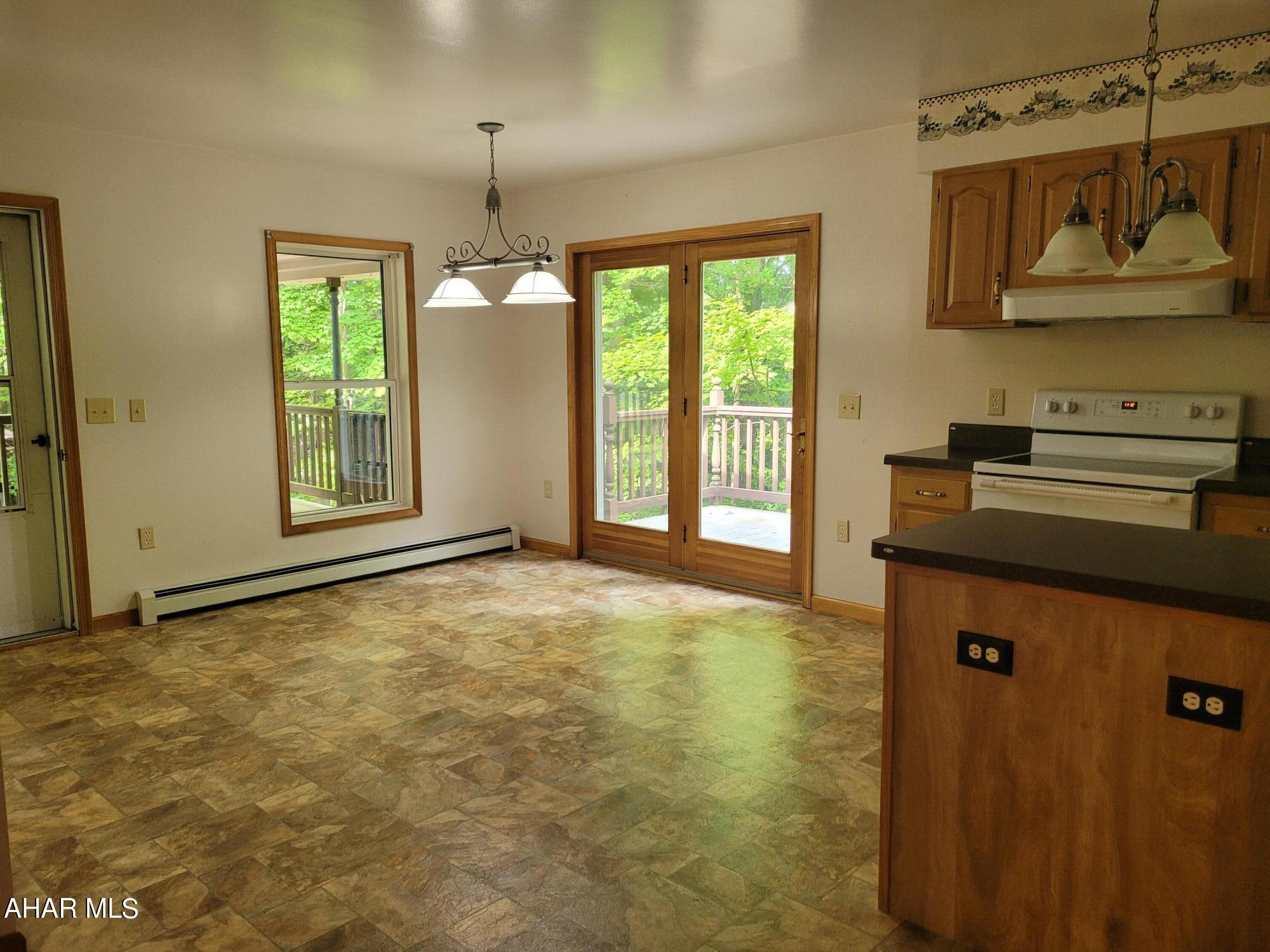 Glendale Yearound - Residential