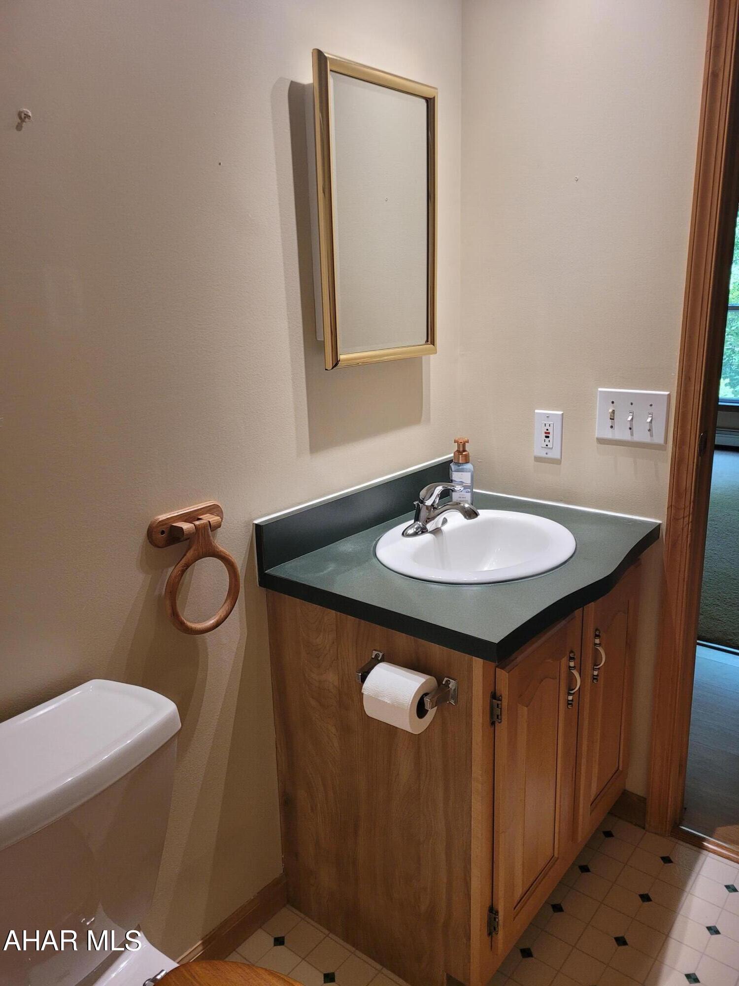 Glendale Yearound - Residential