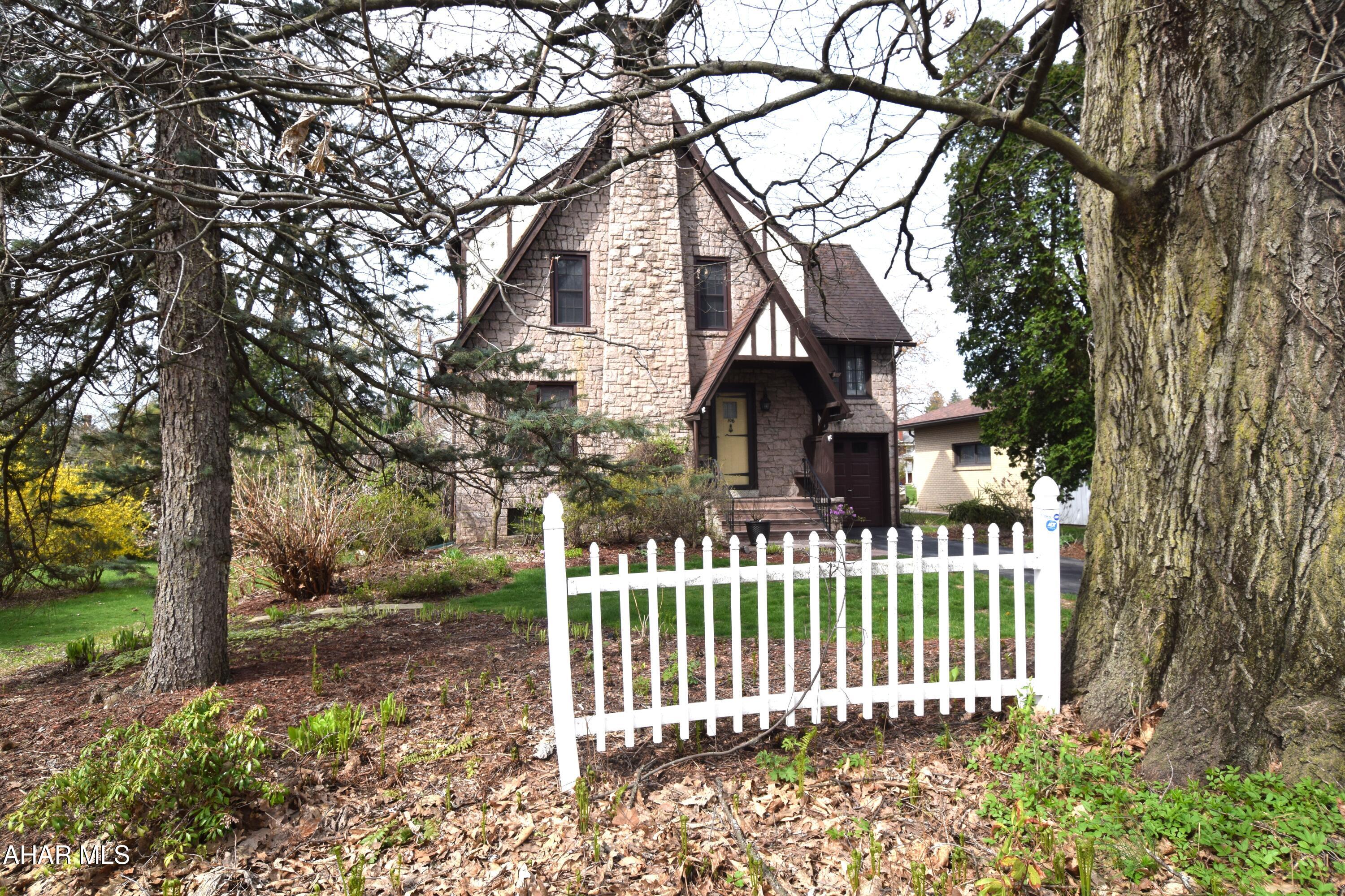 Mansion Park - Residential