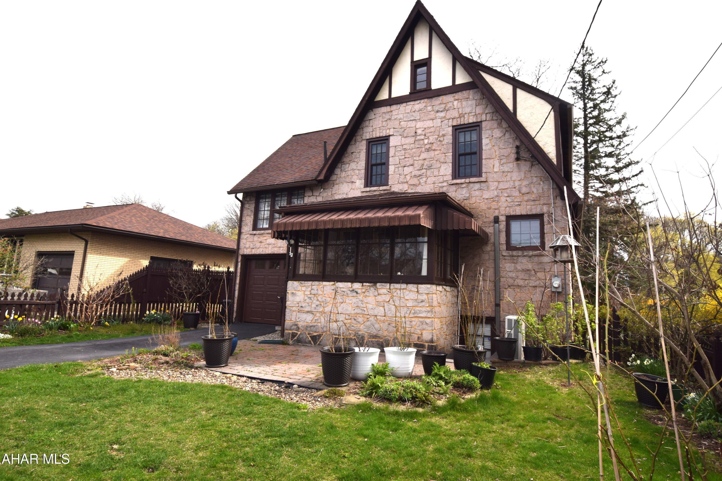 Mansion Park - Residential