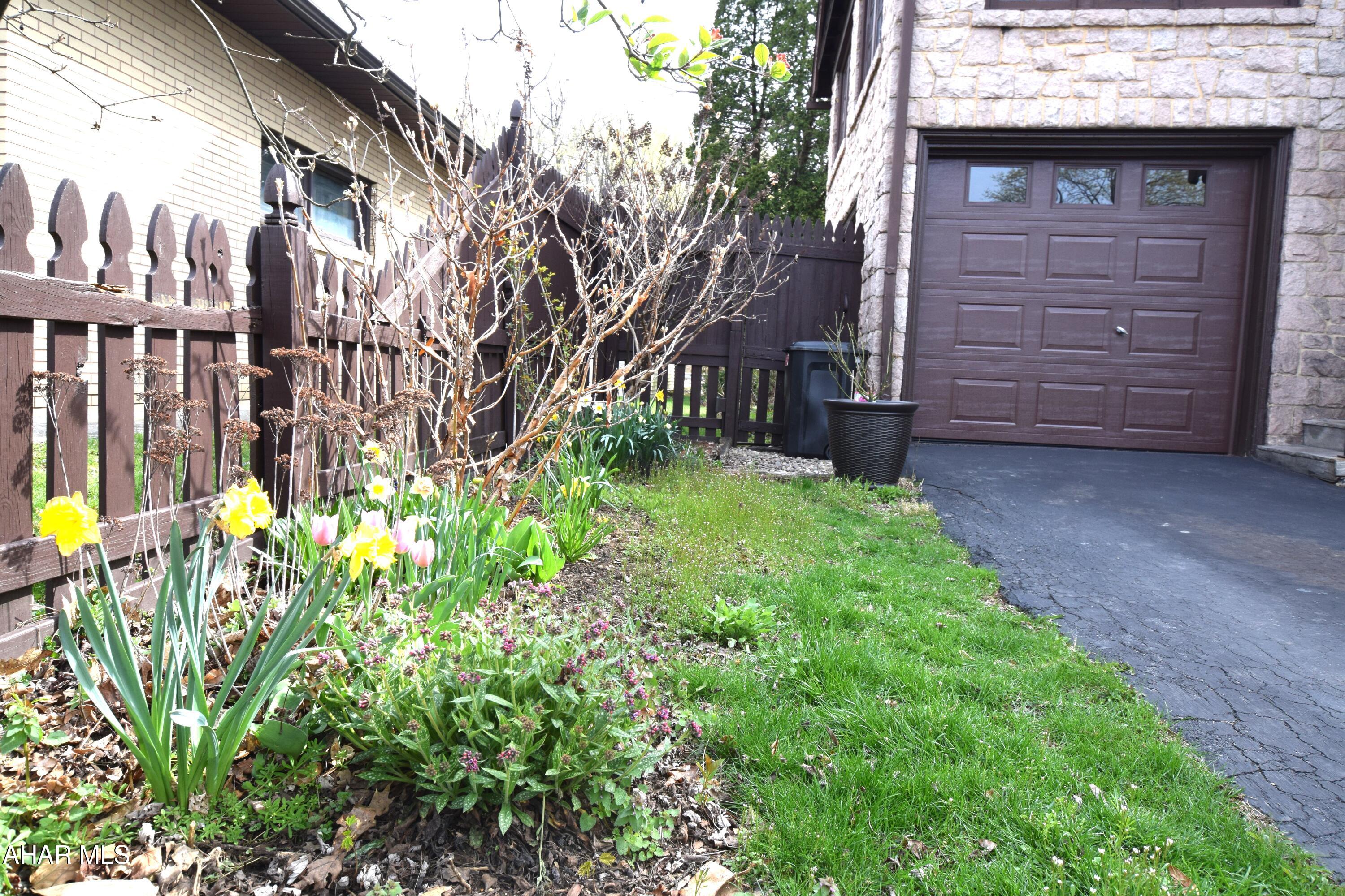 Mansion Park - Residential