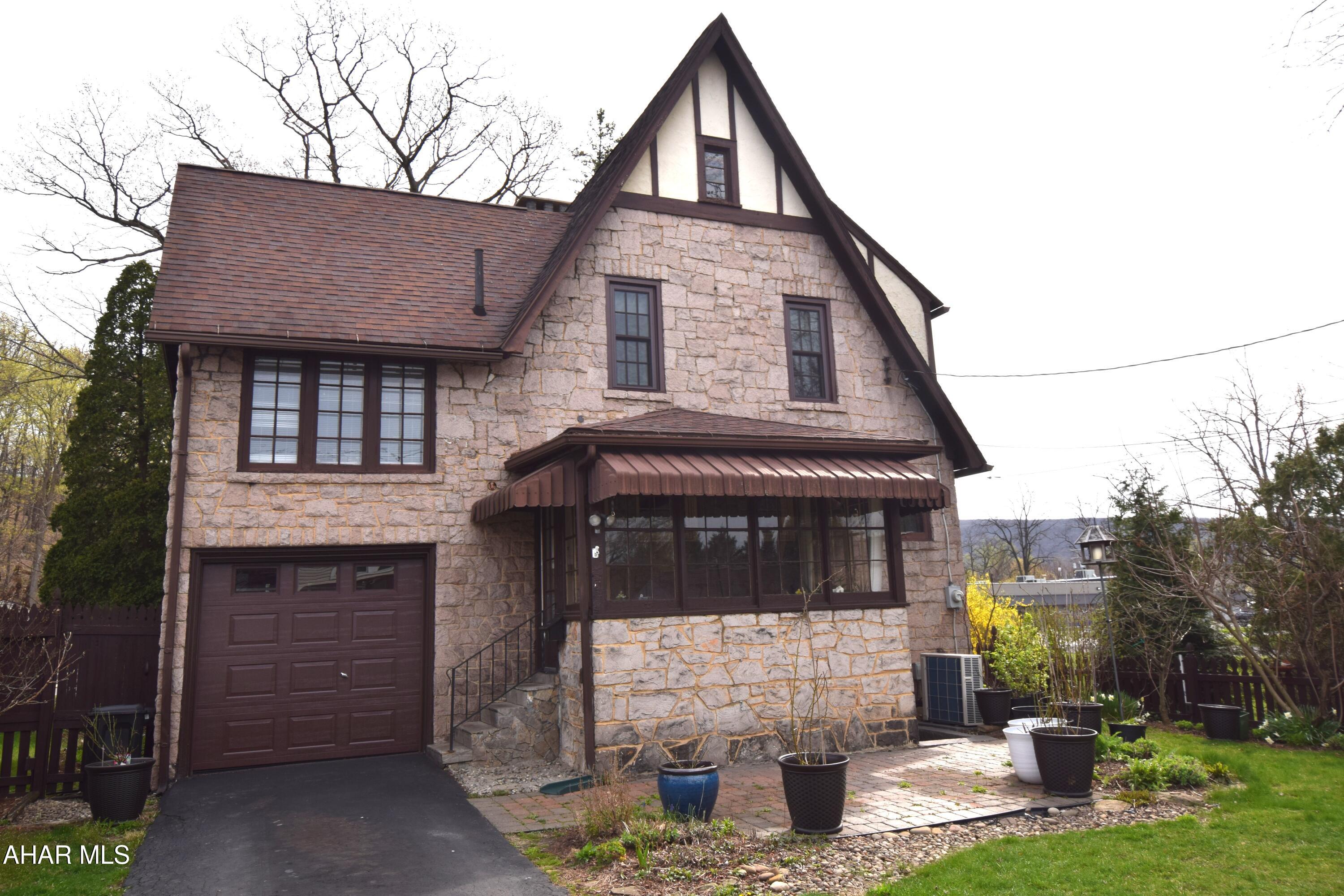 Mansion Park - Residential