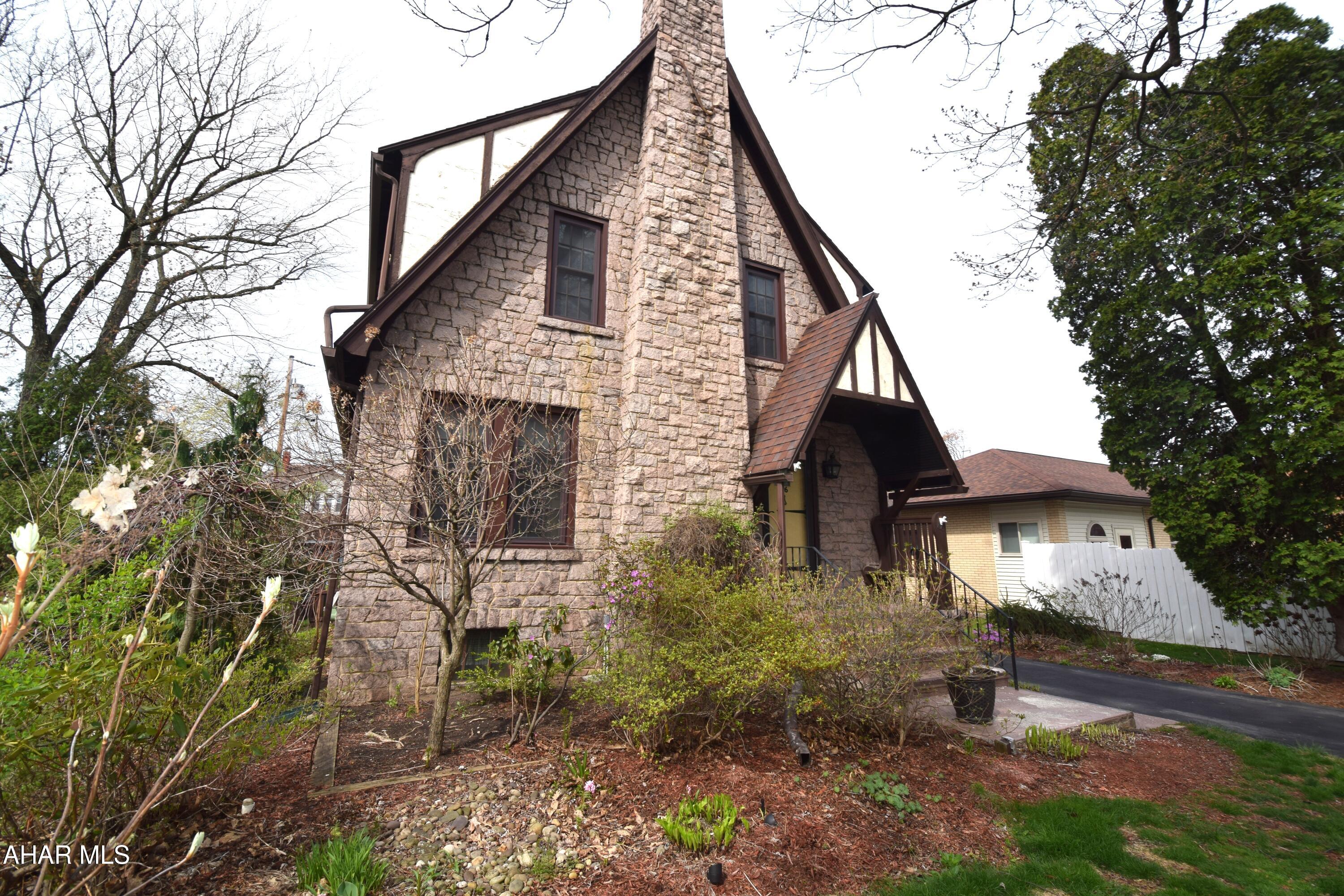 Mansion Park - Residential