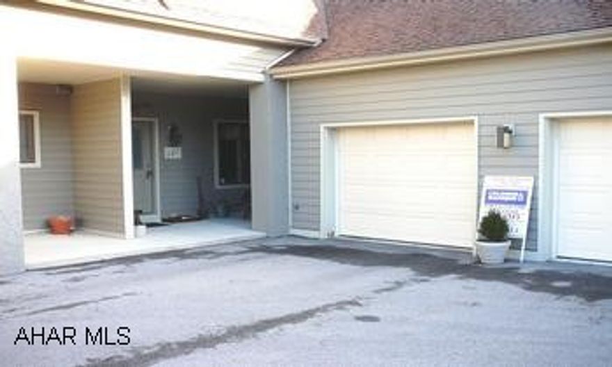 SPACIOUS 2 STORY CONDO, 2-3 BEDROOM, APPLIANCES, 2 CAR GARAGE. "IMPECCABLE 2 STORY CONDO" LG. CHERRY KITCHEN/APPLIANCES AND EAT IN AREA, DINING ROOM, LARGE LIVING ROOM/ACCESS TO DECK. 2-3 BEDROOMS ON 2ND FLOOR, 2 1/2 BATHS, 2 CAR GARAGE, BEAUTIFUL LANDSCAPING.  ASSOCIATION FEE - $115/MONTH