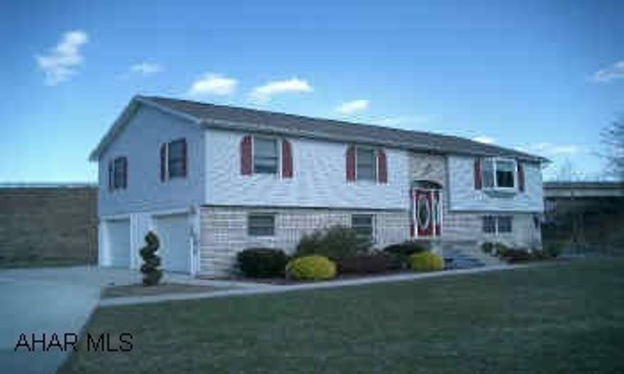 Immaculate home, large family room, large lot. Adjacent to community park.