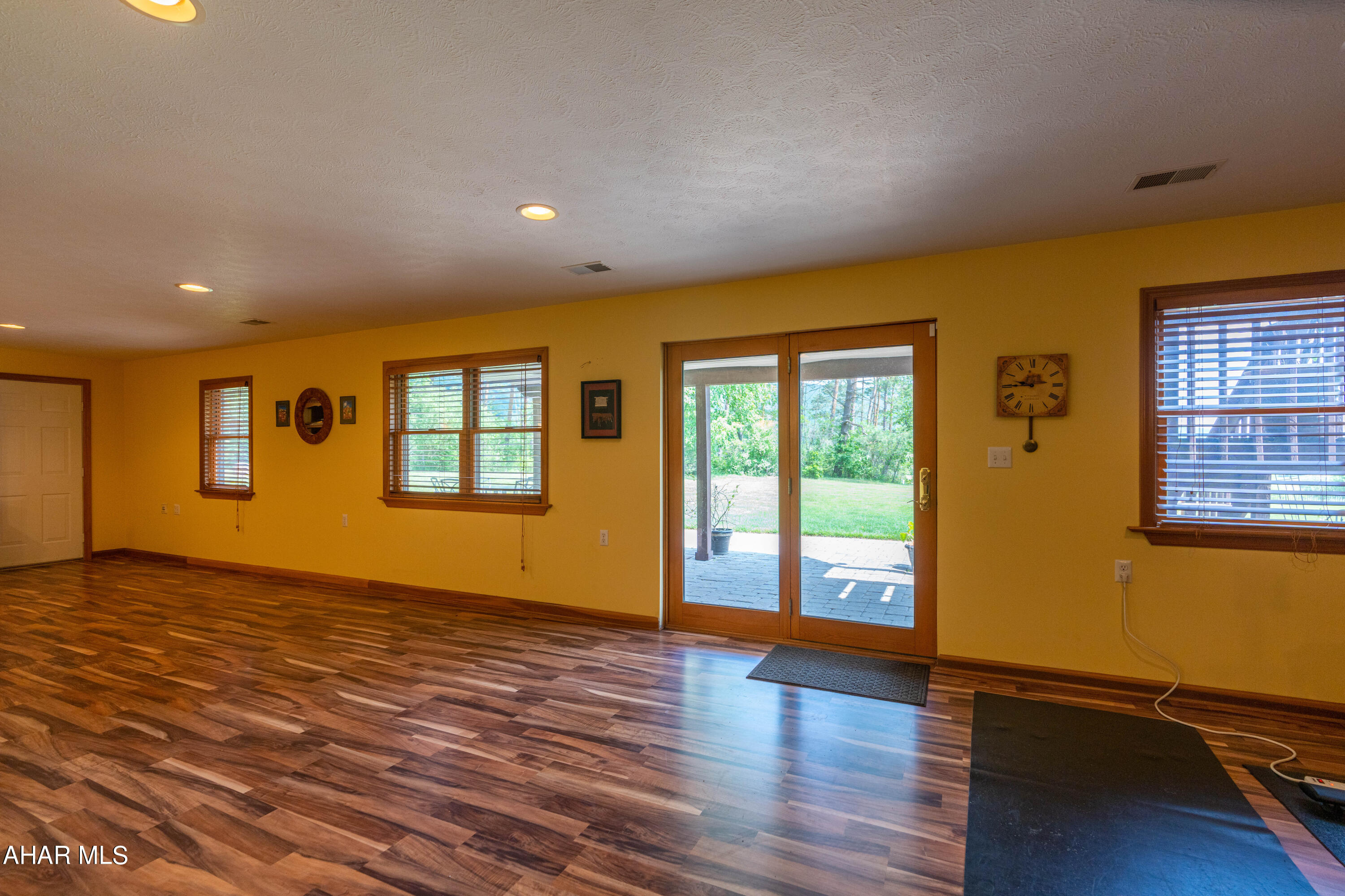 Scotch Valley - Residential