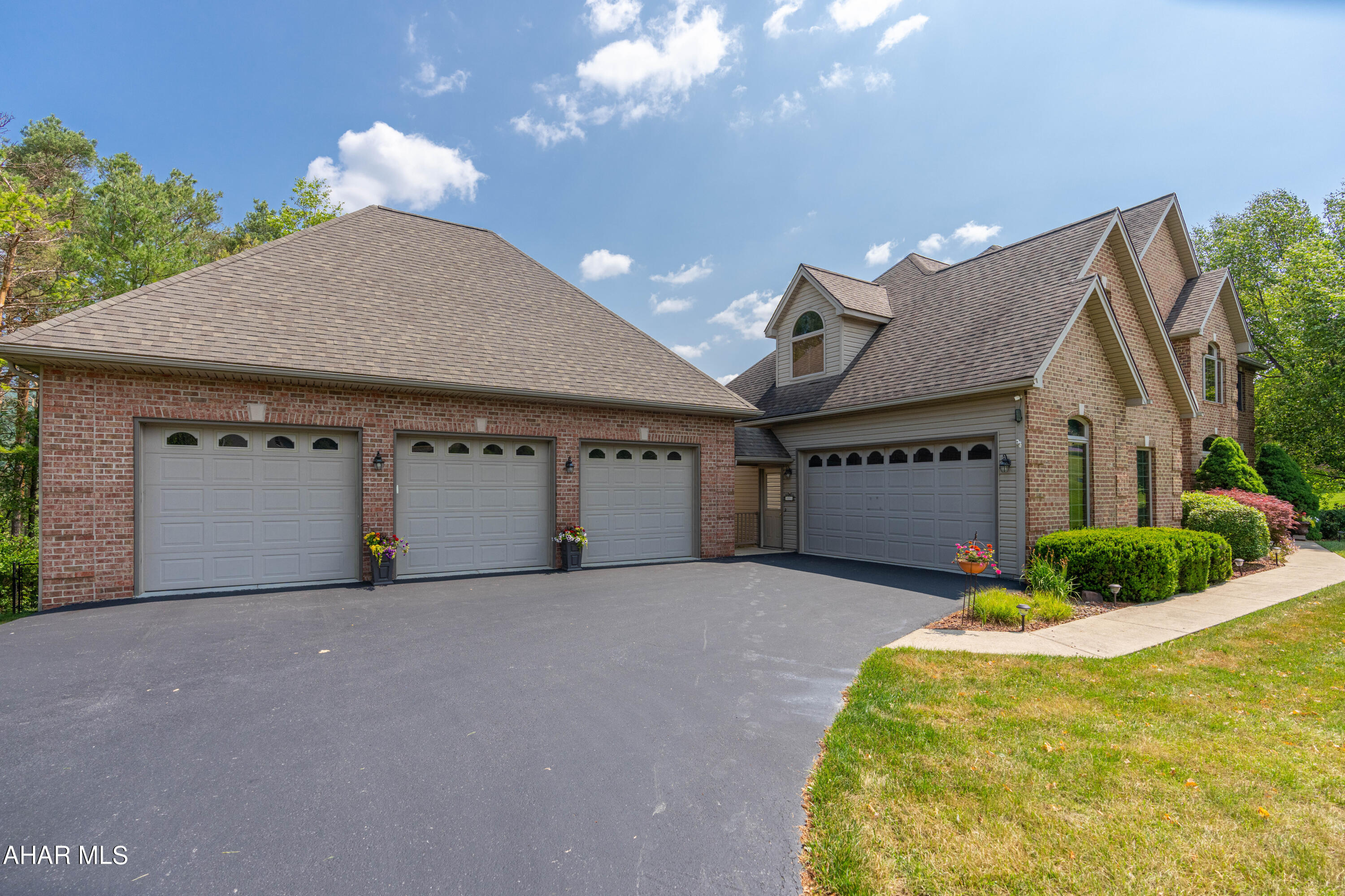 Scotch Valley - Residential