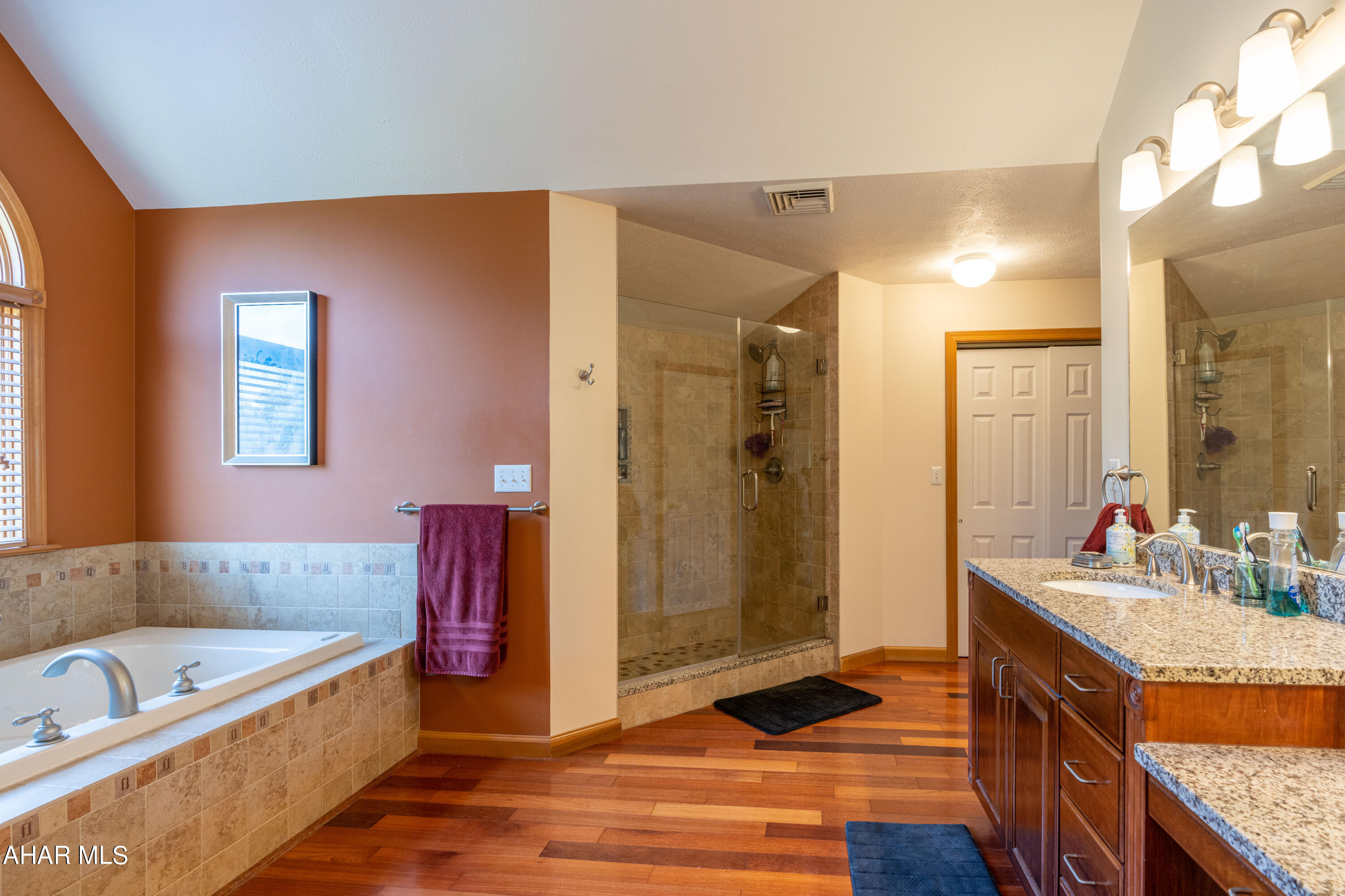 Scotch Valley - Residential