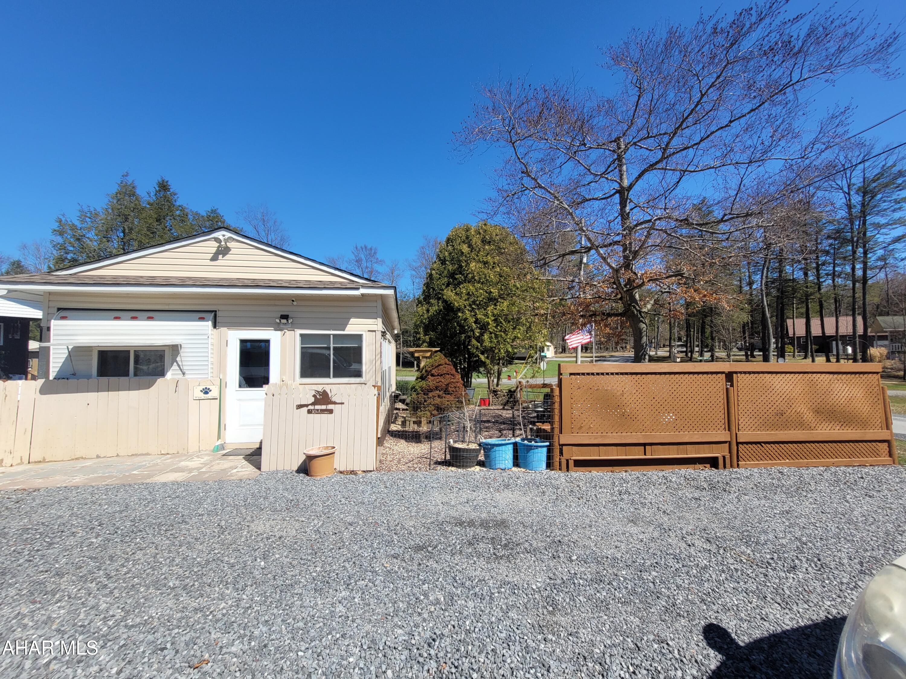 Glendale Yearound - Residential