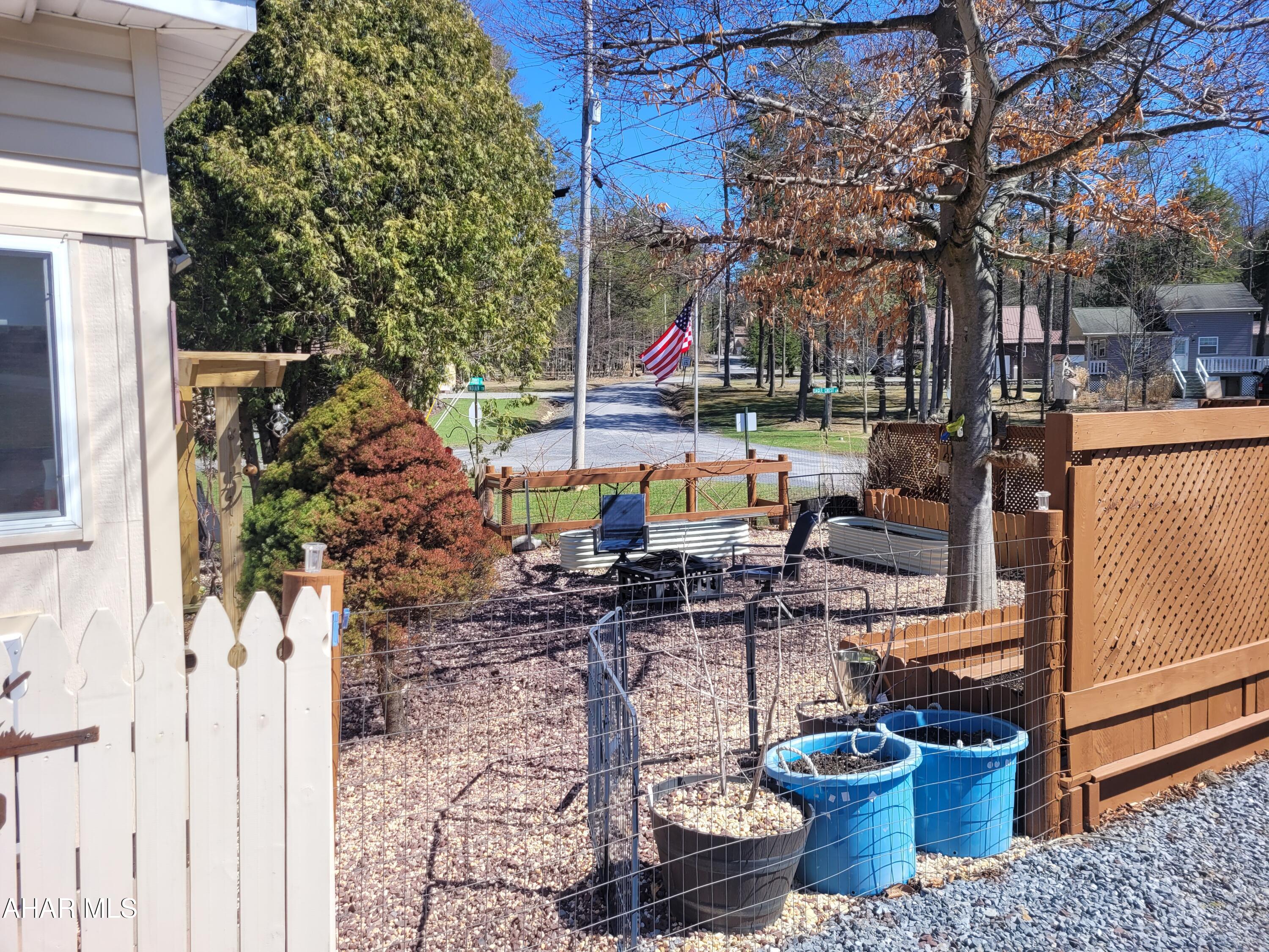 Glendale Yearound - Residential