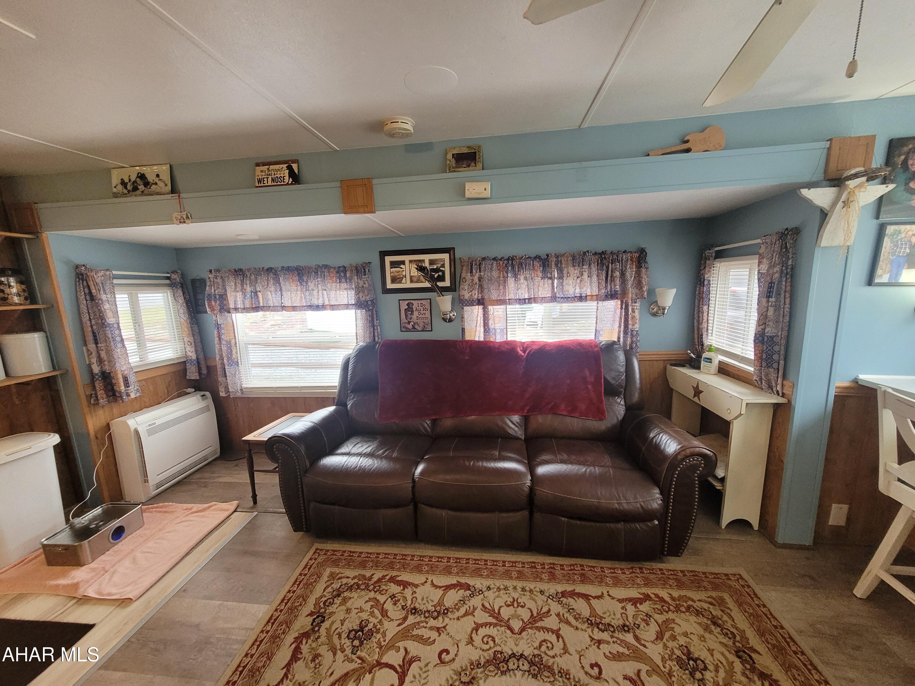 Glendale Yearound - Residential