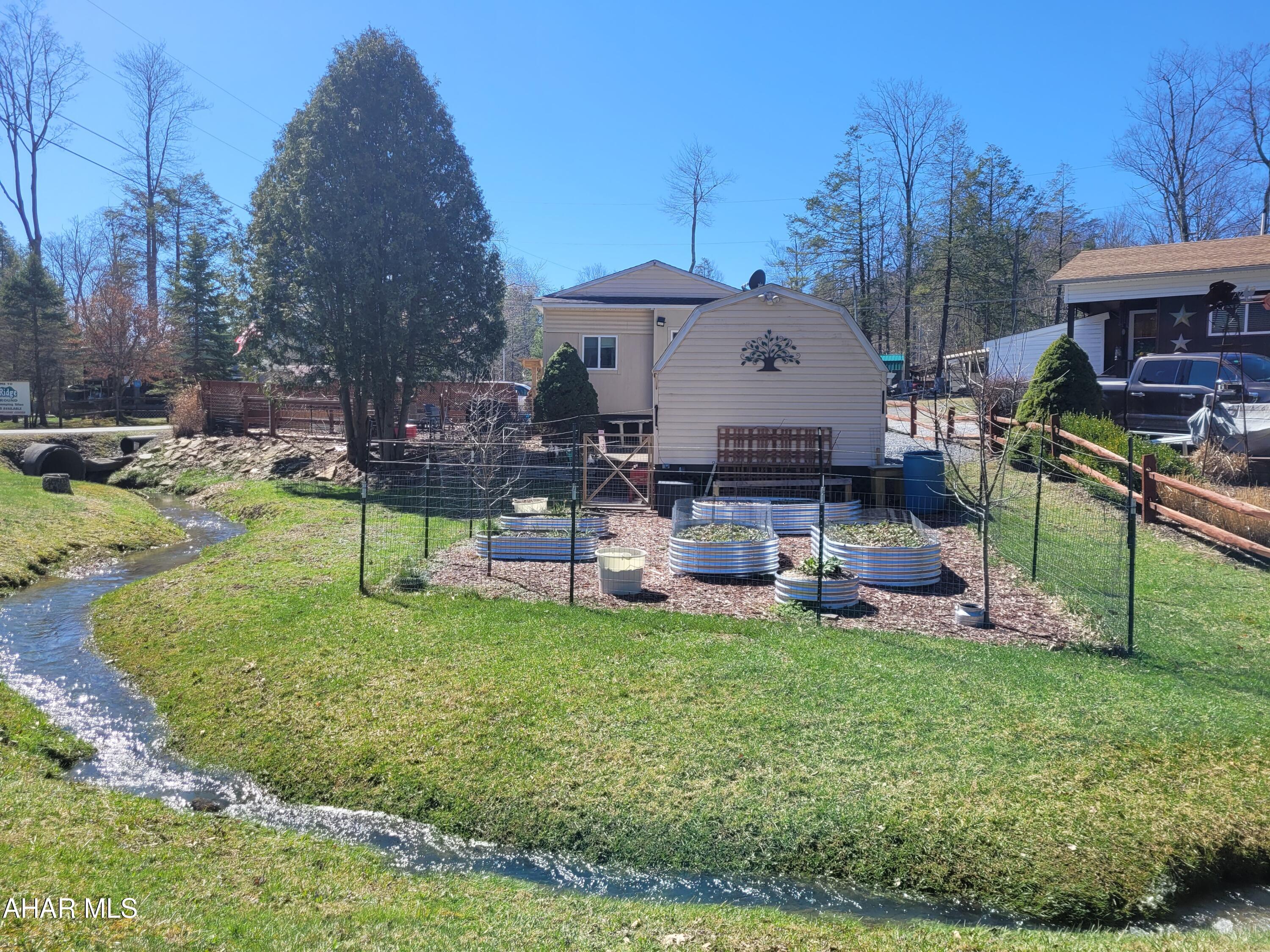 Glendale Yearound - Residential