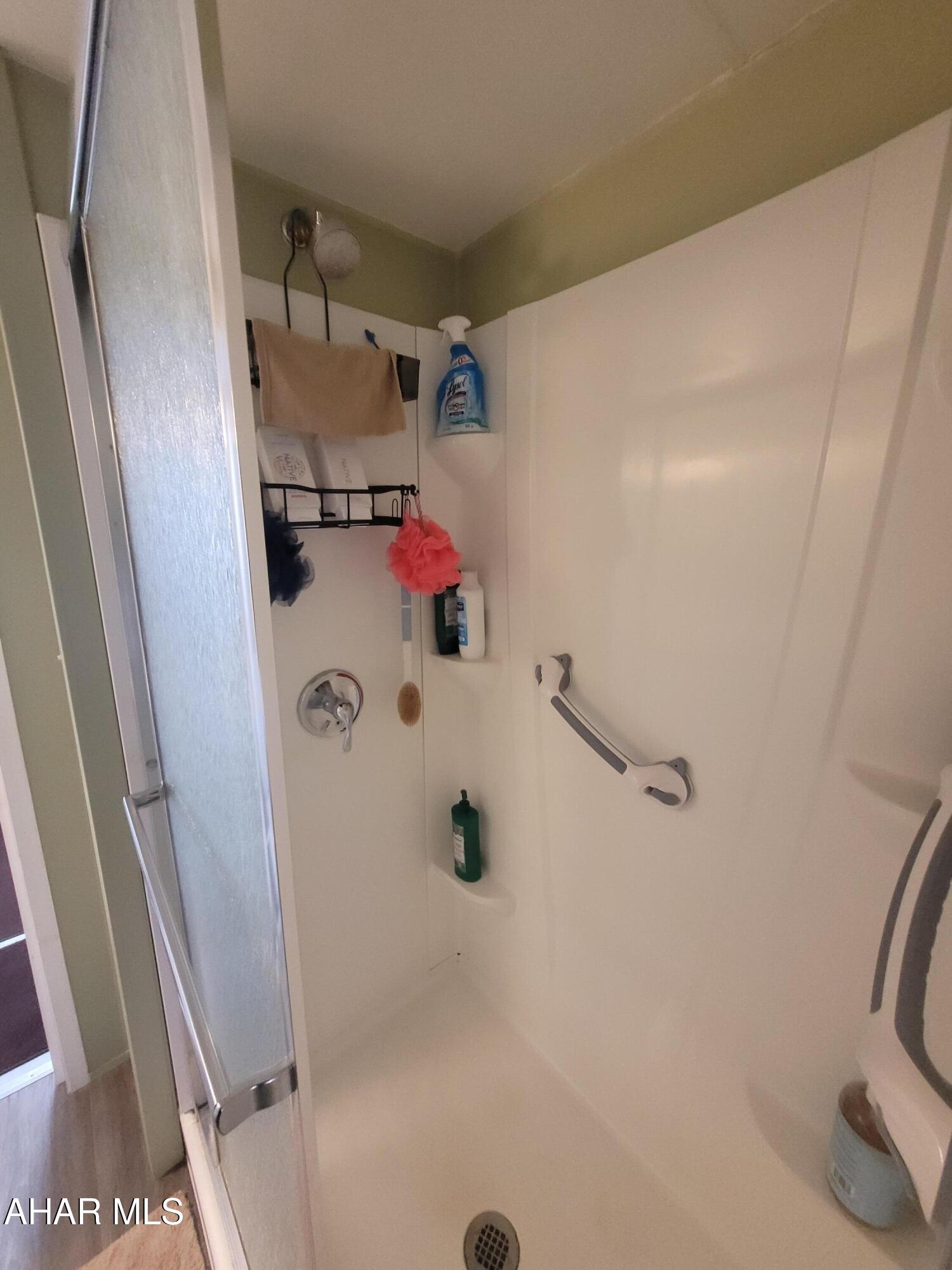 Glendale Yearound - Residential