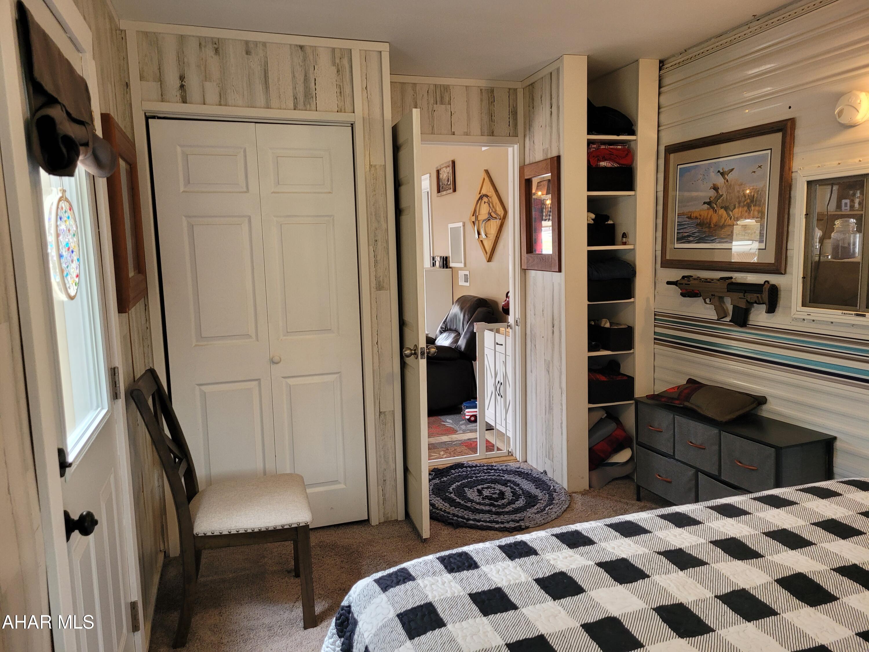 Glendale Yearound - Residential